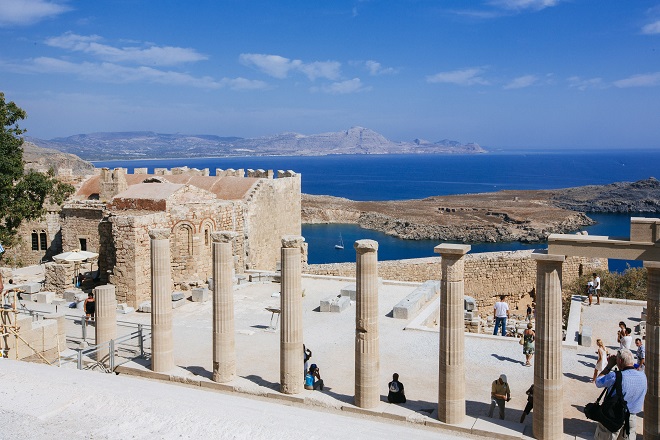 Πολιτισμός και θάλασσα απογειώνουν τη φήμη της Ελλάδας – Οι Αμερικανοί είναι οι πιο ευχαριστημένοι επισκέπτες