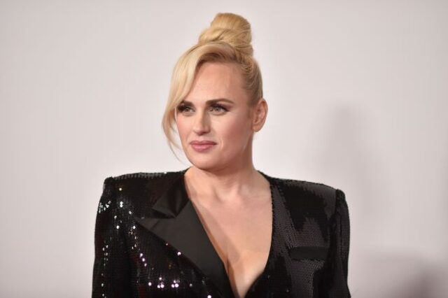 Rebel Wilson: Μοιράζεται την #MeToo ιστορία της – “Με κάλεσε στο δωμάτιο και κατέβασε το παντελόνι του”