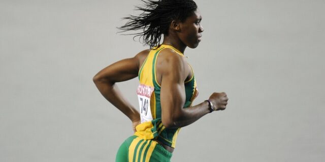 Semenya: Προσφέρθηκε να δείξει το σώμα της για να αποδείξει ότι είναι γυναίκα
