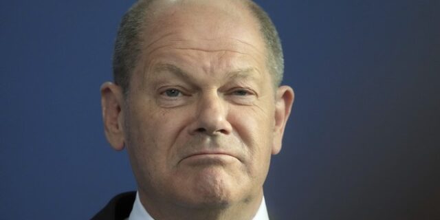 Σολτς: “Δεν θα γίνει αποδεκτή μια υπαγορευμένη ειρήνη στην Ουκρανία”