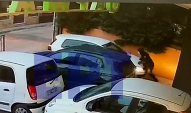 Απίστευτο βίντεο: Έκλεψαν αυτοκίνητο από υπαίθριο πάρκινγκ με τη μέδοθο του “σπρωξίματος”