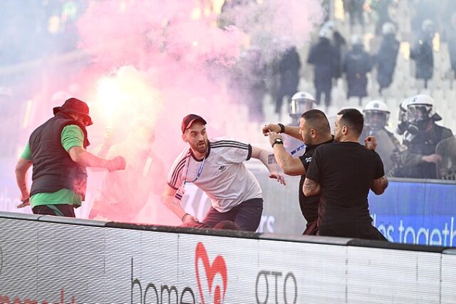 Τελικός Κυπέλλου Ελλάδας 2022, Παναθηναϊκός – ΠΑΟΚ: Επεισόδια μεταξύ οπαδών και αστυνομικών πριν από την έναρξη