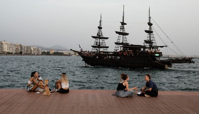 Θεσσαλονίκη: Στο νοσοκομείο δύο 16χρονες μετά από συμπλοκή στο Λιμάνι