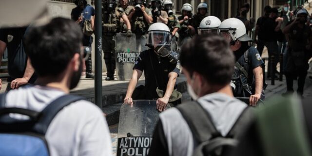 Θεσσαλονίκη: Διαμαρτυρία φοιτητών στο ΑΠΘ για την απομάκρυνση της αστυνομίας