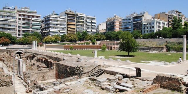Τραγωδία στη Θεσσαλονίκη: Νεκρός ο 26χρονος που έπεσε από ύψος 4 μέτρων στη Ρωμαϊκή Αγορά