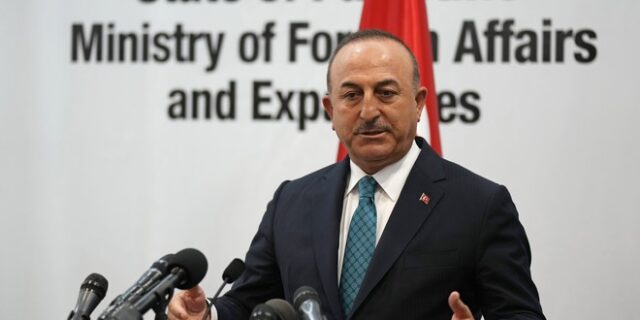 Τσαβούσογλου: Νέες αιχμές κατά της Ελλάδας – “Κράτησε 11 χρόνια τη Μακεδονία από την ένταξή της στο ΝΑΤΟ”