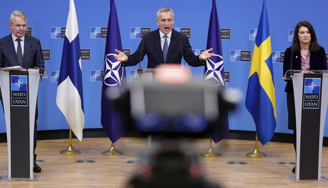 Σουηδία: Υπέγραψε αίτημα ένταξης στο ΝΑΤΟ