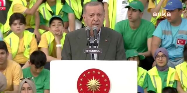 Παραλήρημα Ερντογάν: “Θα βάλουμε στο χρονοντούλαπο της ιστορίας τους σύγχρονους Βυζαντινούς – Λέμε stop στο Αιγαίο”