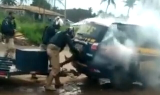 Βραζιλία: Νεκρός άνδρας αφότου αστυνομικοί τον έκλεισαν σε πορτ μπαγκάζ με καπνογόνο – Σοκαριστικό βίντεο