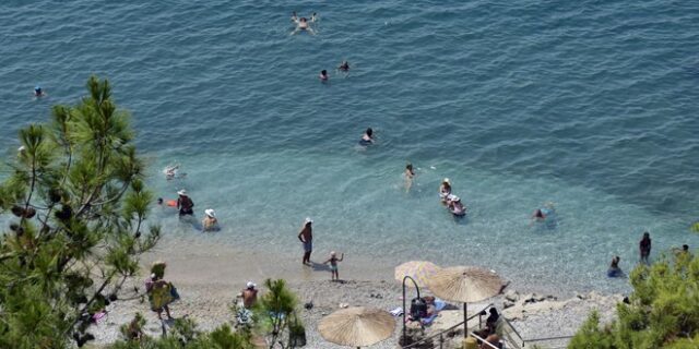 Καιρός: Ζέστη μέχρι το Σάββατο – Πέφτει η θερμοκρασία την Κυριακή