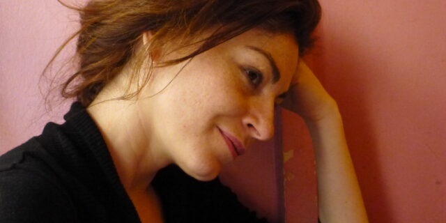 Αλεξία Καλτσίκη: “Χάρη στο θέατρο ήρθα αντιμέτωπη με τα σκοτάδια μου”