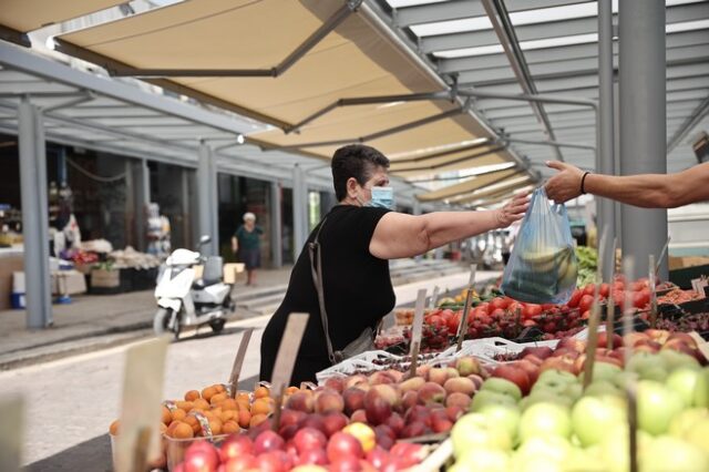 Καύσιμα, ενέργεια, στέγαση, τρόφιμα και επιτόκια απειλούν νοικοκυριά και επιχειρήσεις