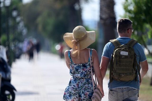 Καιρός: Πάνω από τα κανονικά επίπεδα οι θερμοκρασίες και μελτέμι στο Αιγαίο