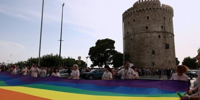 10ο Thessaloniki Pride: “Μάθημα αποδοχής” από πλήθος κόσμου στην Παρέλαση Υπερηφάνειας