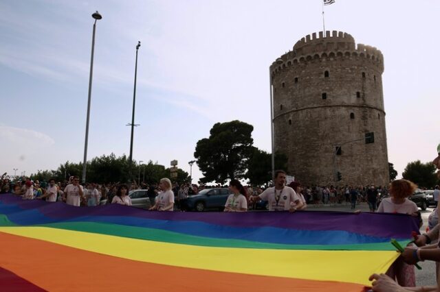 10ο Thessaloniki Pride: “Μάθημα αποδοχής” από πλήθος κόσμου στην Παρέλαση Υπερηφάνειας