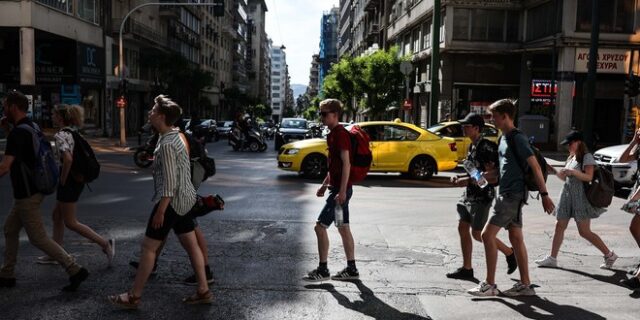 Κορονοϊός: 3.681 νέα κρούσματα σήμερα στην Αττική