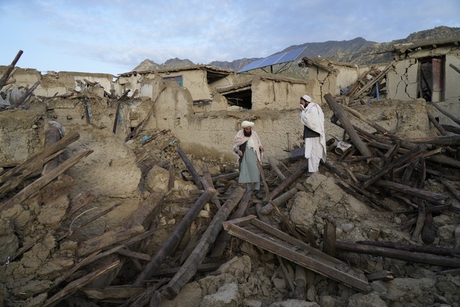 Φονικός σεισμός στο Αφγανιστάν: Οι αρχές τερματίζουν τις έρευνες για επιζώντες -Τουλάχιστον 1.000 νεκροί