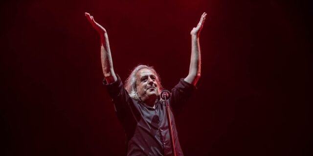 Αναβολή για τις συναυλίες του Γιάννη Αγγελάκα σε Τεχνόπολη και Πάτρα