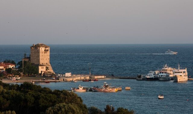 Άγιον Όρος: Εντοπίστηκε σορός μοναχού – Πιθανολογείται ότι ανήκει στον 60χρονο που αγνοείτο