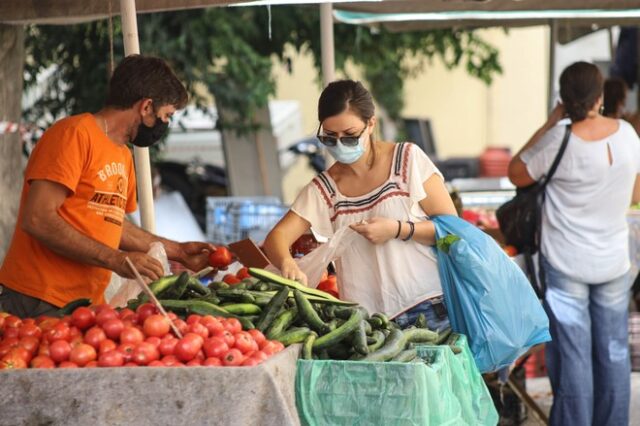 Ακρίβεια στα τρόφιμα: “Μαύρες” προβλέψεις – Σε “περιδίνηση” τα οικονομικά των νοικοκυριών