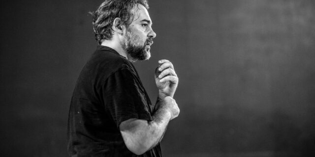 Αργύρης Ξάφης: “Υπάρχουν συμβάσεις για το αρχαίο δράμα που δε συμφωνώ και δε θα ακολουθήσω”