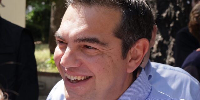 Τσίπρας: Ο διάλογός του με κάτοικο της Σύμης που ψηφίζει ΝΔ