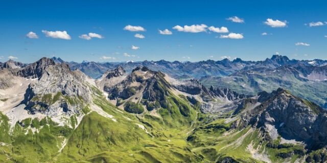 Οι λευκές Άλπεις πρασινίζουν λόγω της κλιματικής αλλαγής