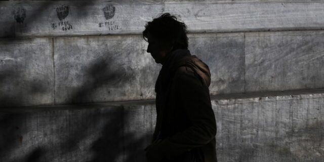 ΔΥΠΑ: Χάσμα επιδοτούμενων και καταγεγραμμένων ανέργων