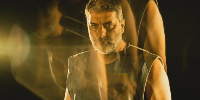 Εντυπωσιακές πρώτες εικόνες και πλάνα από την “Αντιγόνη” με τον Βασίλη Μπισμπίκη ως Κρέοντα