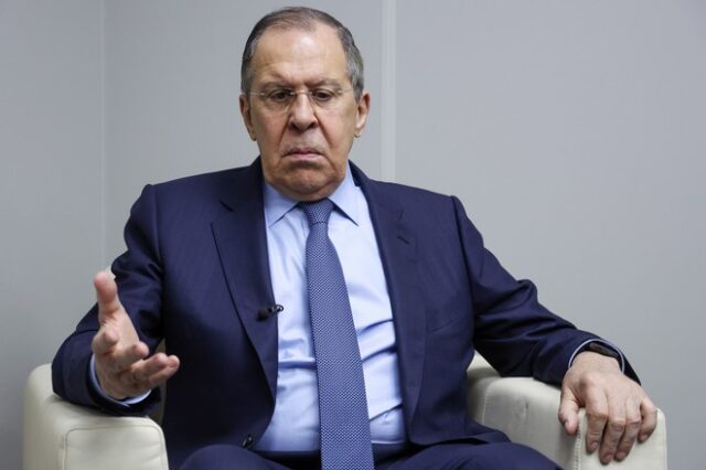 Παραλήρημα Λαβρόφ: “Η Ρωσία δεν εισέβαλε στην Ουκρανία”