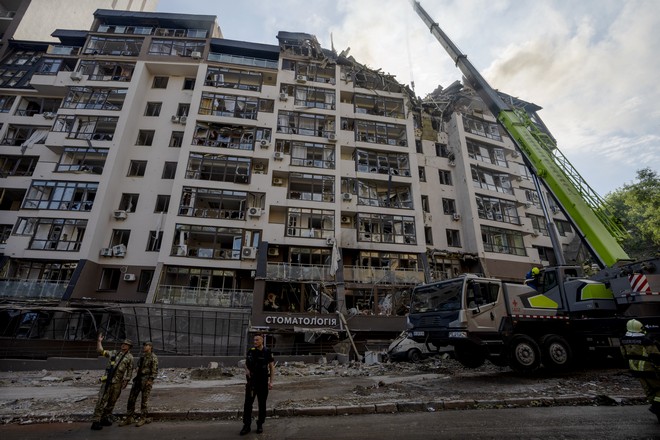 Μπαράζ εκρήξεων στην Ουκρανία: Χτυπούν ξανά το Κίεβο οι Ρώσοι – Ένας νεκρός, αρκετοί τραυματίες