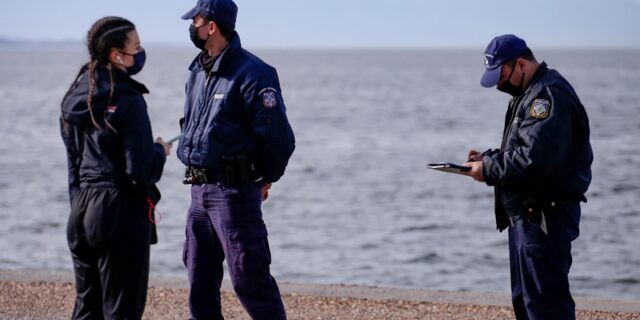 Πόρτο Ράφτη: Άγρια συμπλοκή νεαρών σε πάρτι στην Ερωτοσπηλιά – Μαχαιριές και δύο τραυματίες