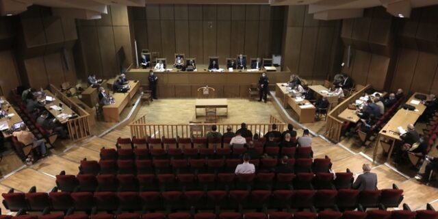 Δίκη Χρυσής Αυγής: Συστράτευση δημοκρατικών δυνάμεων ζητά η οικογένεια Φύσσα