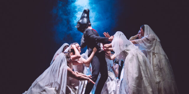 Είδαμε τα “Ερωτευμένα Άλογα” – Και ο καλπασμός τους ήταν η πιο όμορφη εικόνα των τελευταίων ετών