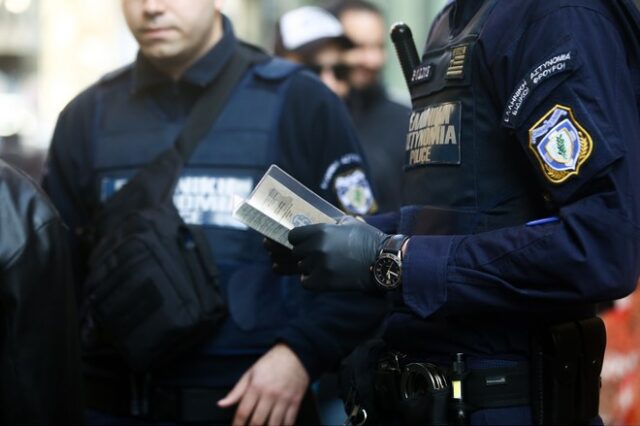 Σε εξέλιξη αστυνομική επιχείρηση για την εξάρθρωση κυκλώματος διακίνησης μεταναστών