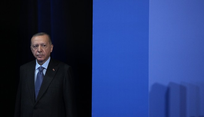 Νέα επίθεση Ερντογάν: “Η Ελλάδα να λογοδοτήσει για τις παραβιάσεις του τουρκικού εναέριου χώρου”