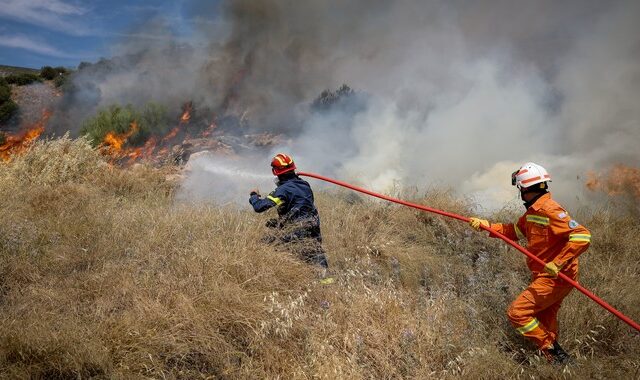 Δήμαρχος Γλυφάδας στο NEWS 24/7: Η φωτιά έφυγε από Γλυφάδα, υπάρχουν προβλήματα στην ηλεκτροδότηση