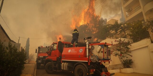 ΔΕΔΔΗΕ: Καμία ένδειξη για αστοχία ή πρόβλημα που προκάλεσε την φωτιά στην Άνω Βούλα