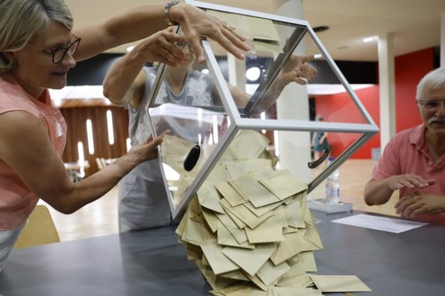 Εκλογές στη Γαλλία: Στο 54% εκτιμάται η αποχή – Μεγαλύτερη από τον πρώτο γύρο
