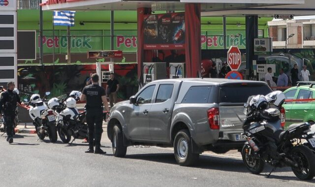 Μαφιόζικη εκτέλεση στον Γέρακα: Γνωστό στις αρχές το θύμα – Είχε δεχτεί επίθεση με χειροβομβίδα