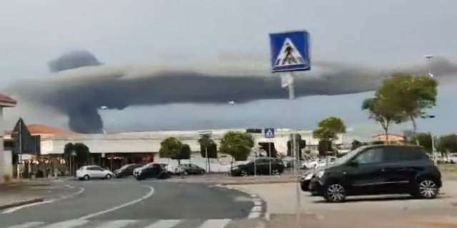 Ιταλία: Μεγάλη φωτιά σε εργοστάσιο επεξεργασίας απορριμμάτων – Φόβοι για τοξικά αέρια