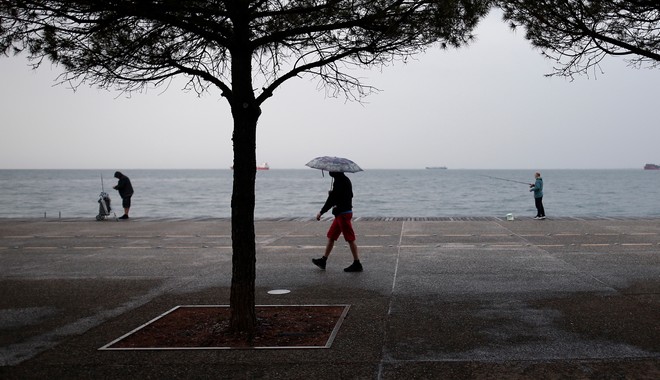 Καιρός Θεσσαλονίκη: Τοπικές βροχές και στα ορεινά ασθενείς χιονοπτώσεις