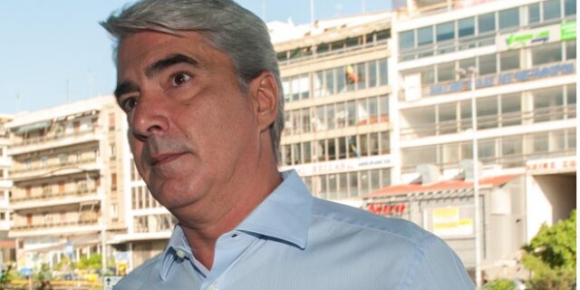 Εύβοια: Έντονες αποδοκιμασίες κατά του Σίμου Κεδίκογλου στην Αιδηψό