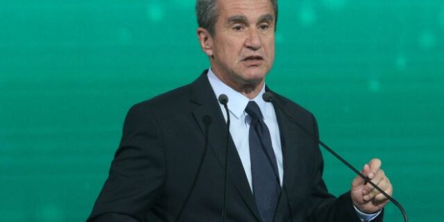 Υπόθεση Λοβέρδου: Μια άβολη κατάσταση για το ΠΑΣΟΚ