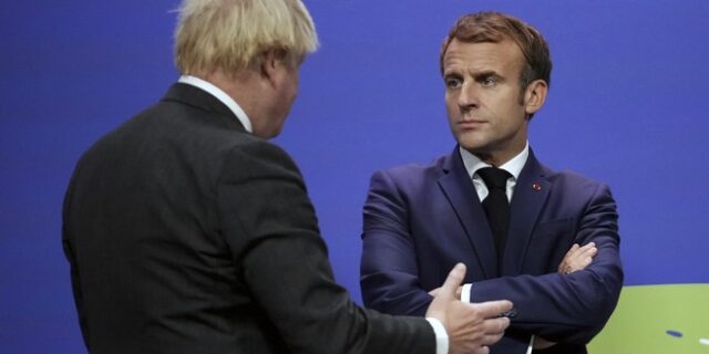 G7 – Τζόνσον σε Μακρόν: “Όχι διαπραγματεύσεις τώρα για την Ουκρανία”