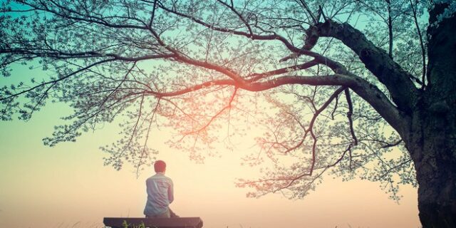 Γιατί πριν μπορέσεις να είσαι με άλλους, πρέπει πρώτα να μάθεις να είσαι μόνος