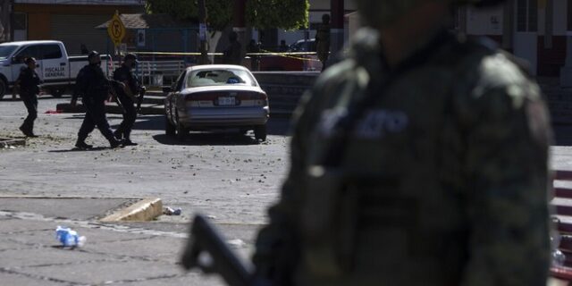 Μεξικό: Περισσότεροι από 100 ασυνόδευτοι ανήλικοι μετανάστες βρέθηκαν μέσα σε μια εγκαταλελειμμένη νταλίκα