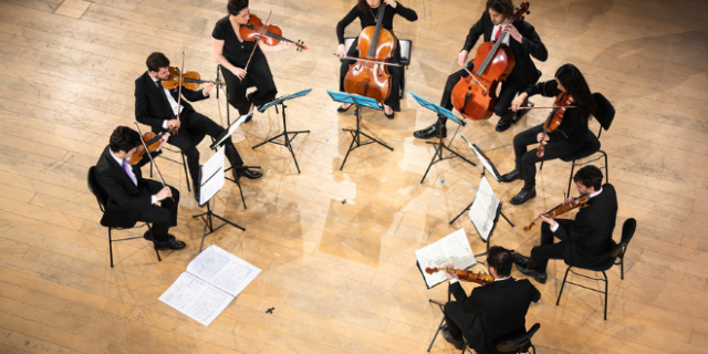 Η West-Eastern Divan Orchestra έρχεται στο SNF Nostos του Ιδρύματος Σταύρος Νιάρχος (ΙΣΝ)