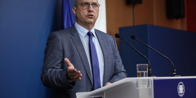 Οικονόμου για Power Pass: “Ο Μητσοτάκης δεν υποσχέθηκε 600 ευρώ σε όλους”