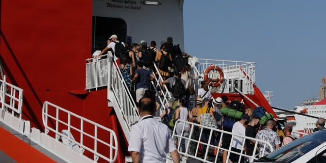 Κοινωνικός τουρισμός: Ρεκόρ συμμετοχών από τους πολίτες – Πάνω από 200.000 οι αιτήσεις